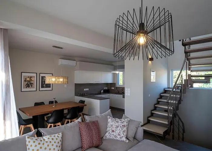 Horizon&harmony Ii Villa Ikonomianika